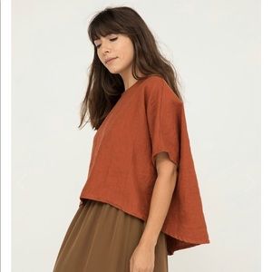 ISO Elizabeth Suzann terra “Linn” tee OSM!